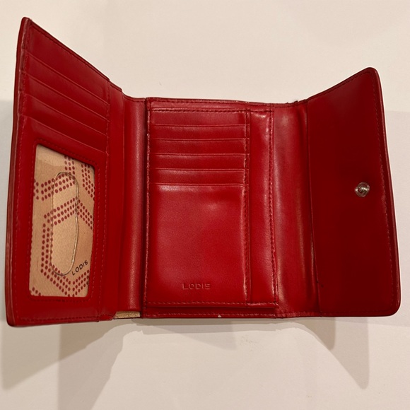 LODIS | Audrey Black Leather Red Interior Trifold Wallet - Picture 4 of 5